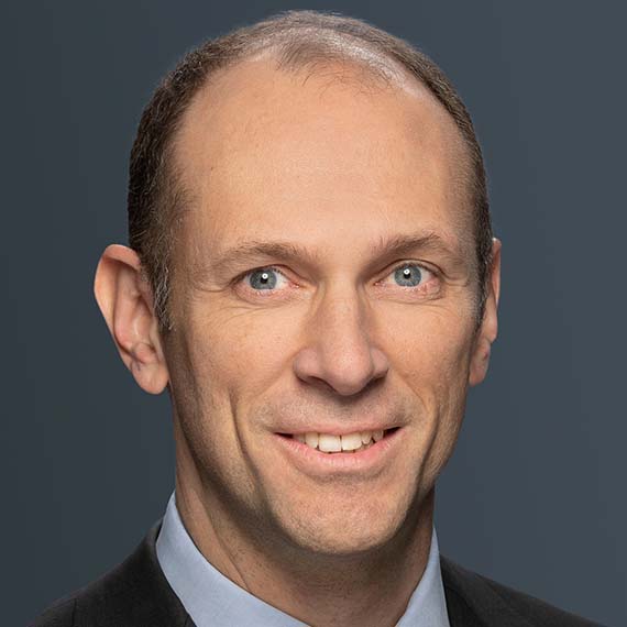 Fed Rate Cut Dissent: Goolsbee’s Stance on Front-Loading and Market Impact Analysis