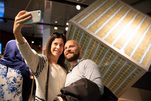 Money Museum - Million Dollar Cube
