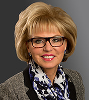 Sandy Pierce